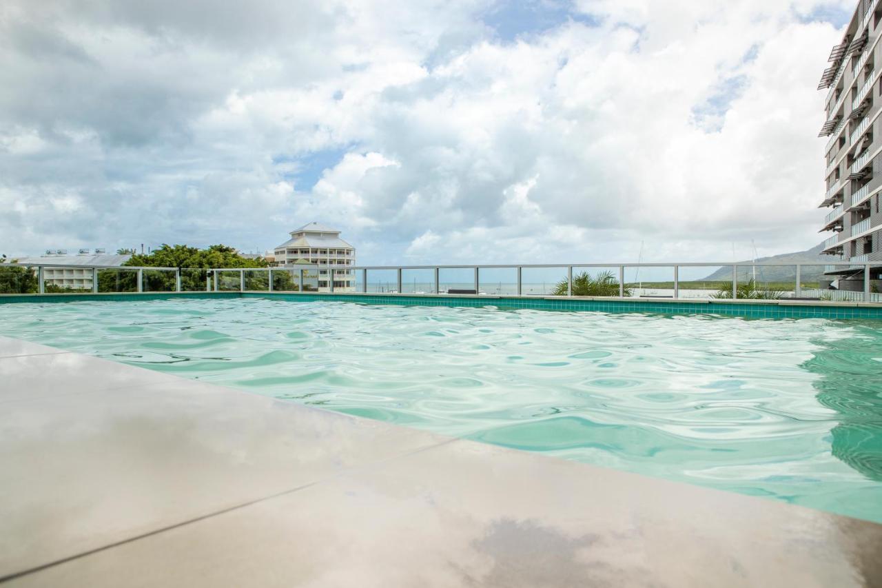 Appartement Cairns Waterfront Luxury at Harbourlights Extérieur photo