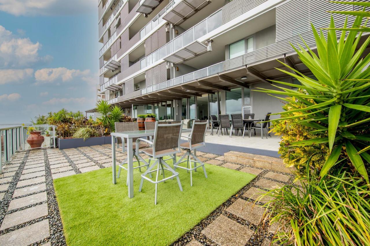 Appartement Cairns Waterfront Luxury at Harbourlights Extérieur photo